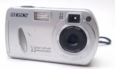 Sony DSC-P32 3.2MP Smart Zoom Digital Camera *NO ZOOM* - Image 1 of 4