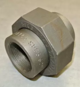 Bonney 1-1/4" Pipe Union Fitting, SP-83, Class 3000, SA/A105 - Picture 1 of 5