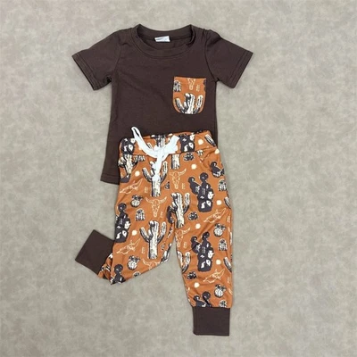 Traje y mameluco de cactus occidental para bebés niños Foto 1 de 4