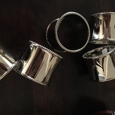 Pottery Barn Harrison бисером салфетки кольца набор из 8 супер блестящий серебряный цвет новый с Ярлыками - Изображение 1 из 4