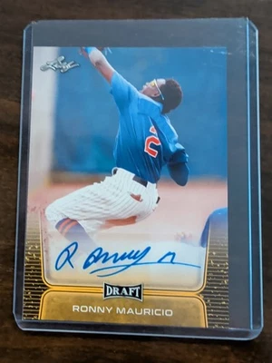 2020 Leaf Draft - Autographs Ronny Mauricio #BA-RM2 Gold (AU, RC) - Image 1 of 2