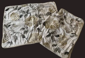 2 Williamsburg COLONIAL EVE Gold Gray Floral Rope Trim Standard Pillow Shams - Picture 1 of 13