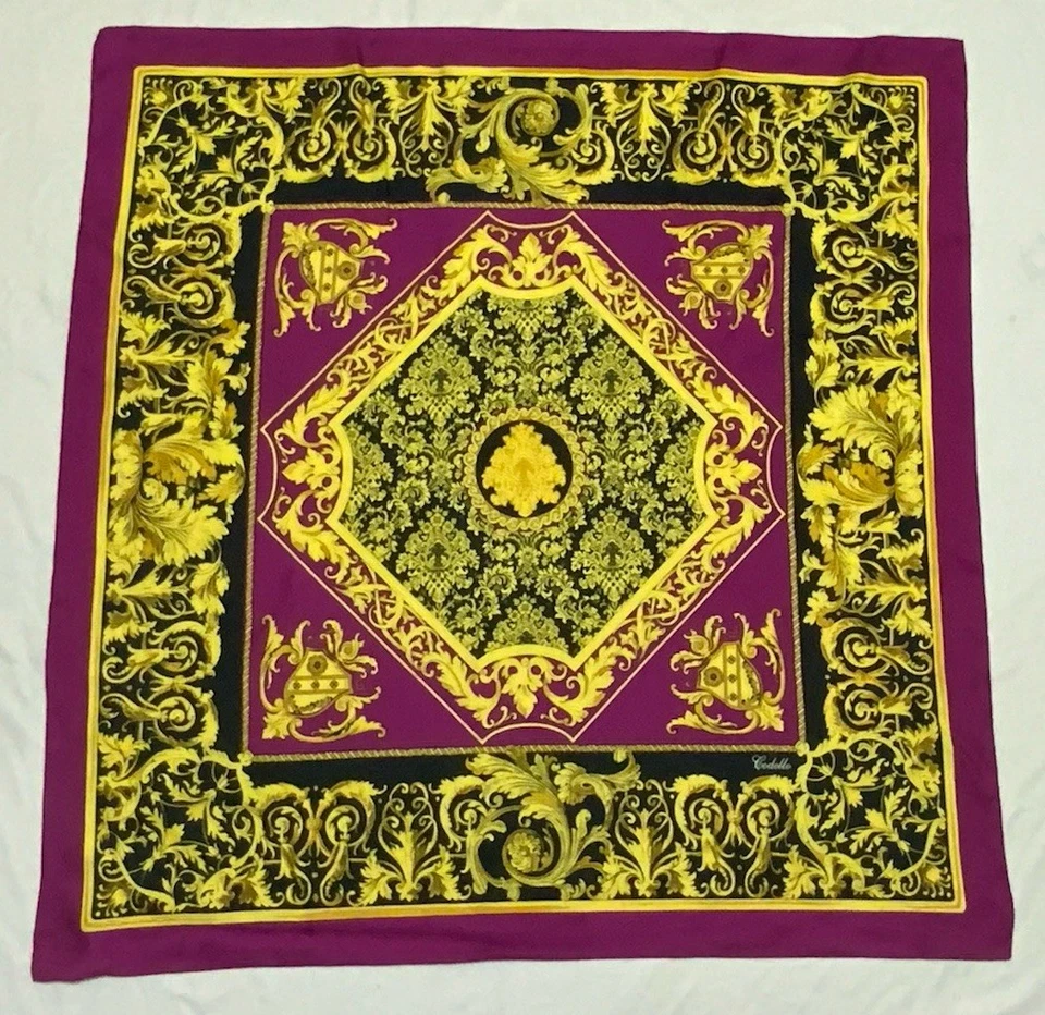 Bufanda para mujer CODELLO todo dorado y rosa seda estampado cachemir PEC Foto 1 de 4