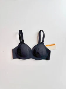 NUEVO CON ETIQUETAS KNIXTEEN Sujetador Negro Boss Festoneado Sin Costuras, Talla M - Imagen 1 de 8