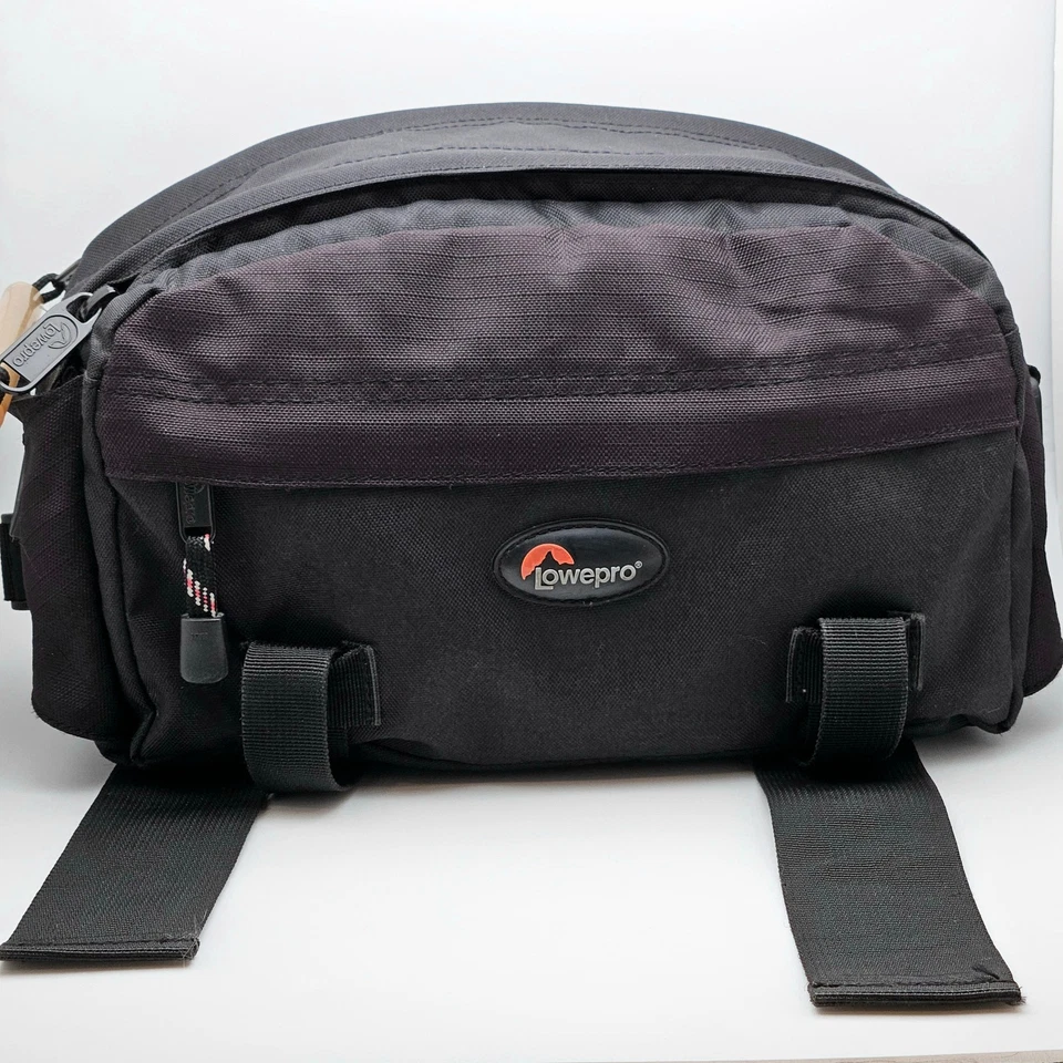 Lowepro Photo Runner Padded Camera Hip Bag Fanny Pack – Black – w/ Strap - Image 1 of 4