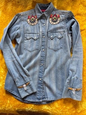 Free shipping *Western Denim Bank Womens embroidered Denim shirt sz M - Image 1 of 4