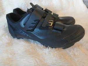Giant Mens Bolt Trans Textura Plus Cycling Shoes Black Size 7.5 Free Shipping  - Picture 1 of 6