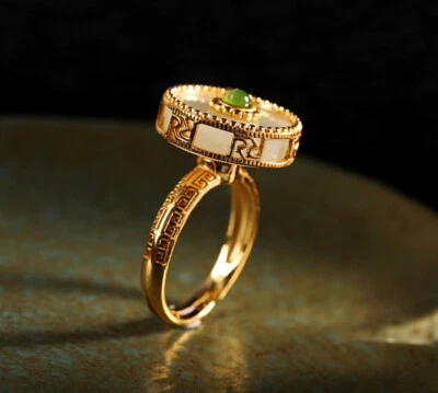 Anello In Giada Chiara Con Disco Rotante In Argento 925 Placcato Oro Regolabile - Immagine 1 di 4