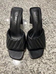 Nasty Gal Black Quilted Square Toe Mule Heels 5 - Picture 1 of 3