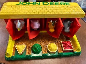 John Deere Pop-up Toy Barn With Four Farm Animals Sounds Battery Powered TESTED
