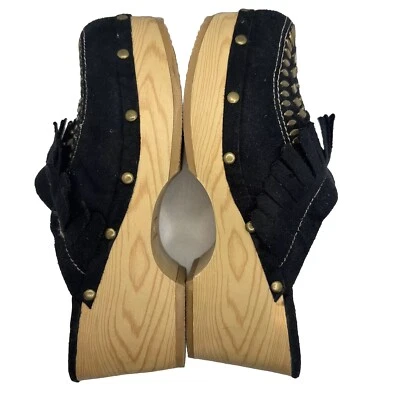 Zueco para mujer QUPID imitación madera negro gamuza como flecos mulas talla 5 boho años 70’s Foto 1 de 4