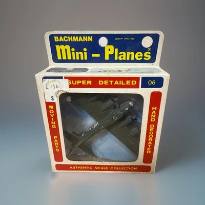 Mini Aviones Bachmann 06 Flyng Fortress B-17 Nuevo En Caja Abierta Hong Kong Foto 1 de 4