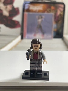QI'RA LEGO MINIFIG FIGURE star wars han solo story emilia clarke crimson dawn - Picture 1 of 4