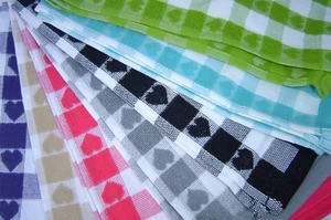 100% Cotton Kitchen Hand/Tea Towels. Great for your Hands/Dishes Hearts Design - Picture 1 of 17