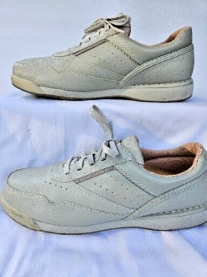 Rockport Prowalker Women's Tan Leather Walking Shoes Size 9.5M 7102 - Image 1 of 4