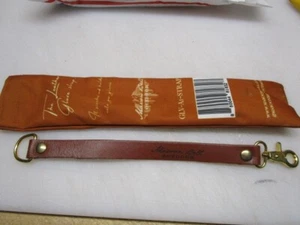 Maroon Bell Outdoor Leather Glove CINCH WITH STEEL CLASP - Picture 1 of 14
