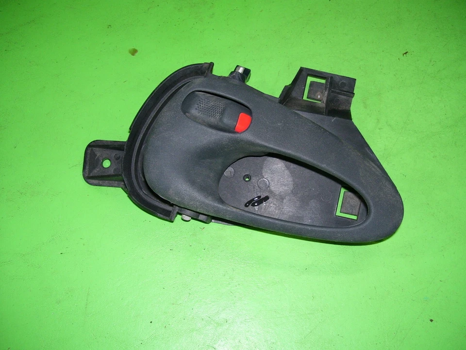 99 Pontiac Grand Am Right Rear Interior DOOR HANDLE OEM - Image 1 of 1