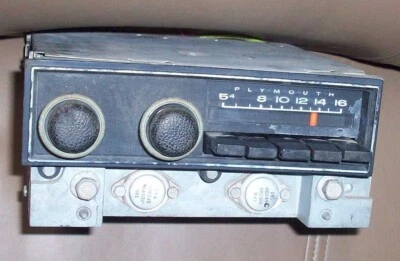 Plymouth Ply Fury I II III 1970 radio deportiva VIP 2884 795 *solo para piezas* 70 Foto 1 de 3