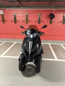 2017 Piaggio MP3 300 Yourban LT FSH Recent MOT - stored indoors - Picture 1 of 9