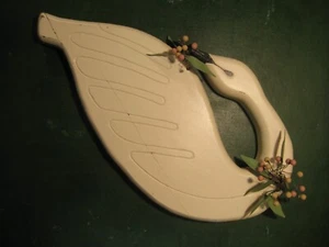 Carved Wood Stylized Goose Duck Decorative Country Wall Plaque 'A Special Place' - Picture 1 of 6