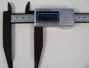 3 inch Long Jaw 6" FRACTIONAL SAE and METRIC DECIMAL ELECTRONIC DIGITAL CALIPER  - Picture 1 of 2