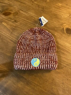 Gorro Urban Outfitters Ying Yang Acanalado Rojo Blanco Logo Turquesa Dorado O/S Nuevo Orden Mundial Foto 1 de 2