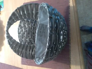 2 Half Round Planter Basket Wall Hanging Planter Garden Decor Flower Pot Holder - Picture 1 of 18