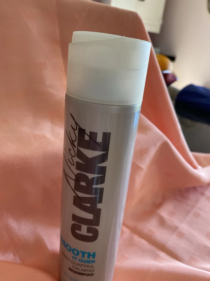 Nicky Clarke Smooth It Over Calming Shampoo 250 Ml Unwanted Gift Discontinued  - Image 1 of 2