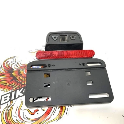 Soporte de matrícula genuino Harley-Davidson 2025 Road Street Glide 67900726 Foto 1 de 4