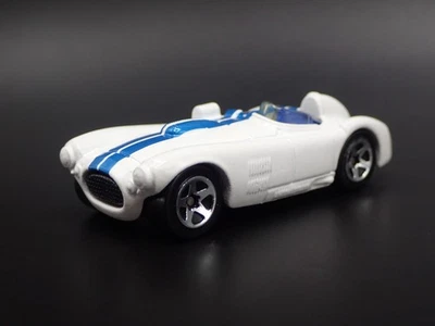 Modello Diorama Diecast Auto CUNNINGHAM C4R Race Car Bianco Scala 1:64 1952-1956 - Immagine 1 di 4