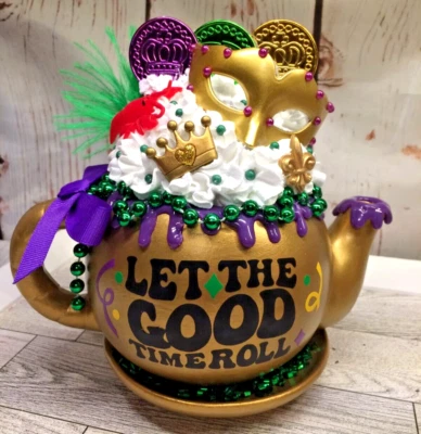 MARDI GRAS Let the Good Time Roll Crema Batida Falsa Decorar Tetera Bandeja en Niveles Foto 1 de 4