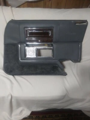 1991 CADILLAC BROUGHAM DOOR PANEL RIGHT PASSENGER FRONT OEM Used As Pictured  Foto 1 de 4