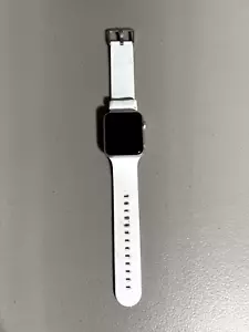 Apple Watch Series 3 - 38mm White Sport Band - Space Gray Aluminum GPS WR-50M - Picture 1 of 6