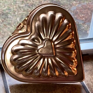 Jell-O Mold Copper Toned Heart  3.5 cup Capacity Farmhouse Kitchen Decor - Picture 1 of 17