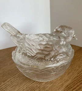Vtg Glass Clear Dove Bird on Nest 2 Pc Lidded Candy Dish Vanity Box Springtime - Picture 1 of 16