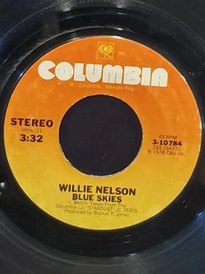 WILLIE NELSON 7" 45 RPM "Blue Skies" & "Moonlight in Vermont" VG condition - Bild 1 von 2