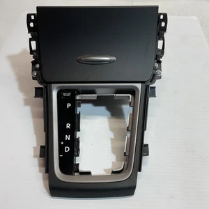 2014-16 Hyundai Elantra Automatic Shift Floor Trim Bezel with USB AUX 12V OEM. - Picture 1 of 8