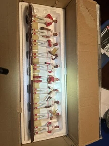 Danbury Mint 1975 Cincinnati Reds Big Red Machine Team Figurines - Picture 1 of 14