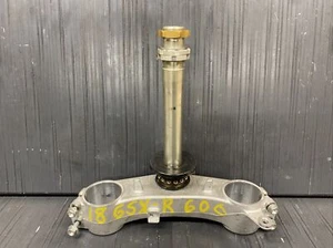 2018 Suzuki GSXR600, lower triple tree fork bridge, Nice #11521 - Picture 1 of 8