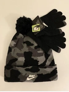 Nike Youth/Boys SOFT KNIT STRETCH Pom Beanie Hat & Gloves Set Camo Black Unisex - Picture 1 of 2