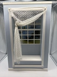 Muñeca American Girl Caroline’s Parlor Pieza Retirada Un Panel Ventana Rara Difícil de Encontrar - Imagen 1 de 21