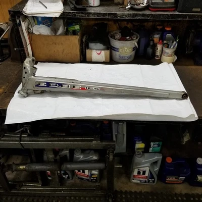 2002-2004 Polaris Pro X X2 XR 440 600 700 800 grey left trailing arm 1821147 - Image 1 of 4