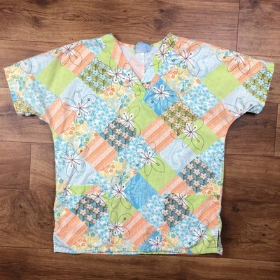 Scrub HQ Women Sz M Multicolor Floral Print Scrub Top Shirt  - Image 1 of 4