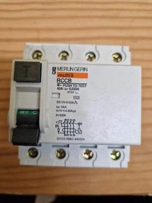 MERLIN GERIN SCHNEIDER MULTI 9 RMG250304 40A 30mA RCCB 4P RCD MINT CONDITION - Image 1 of 2