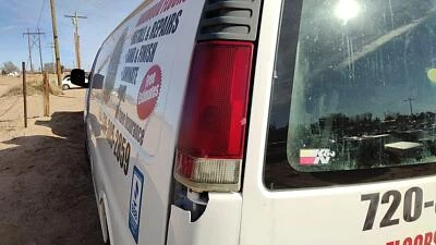 2000-2002 Savana Van 2500 Driver Left Tail Light Oem Brake Lamp Rear 19153084 - Image 1 of 4