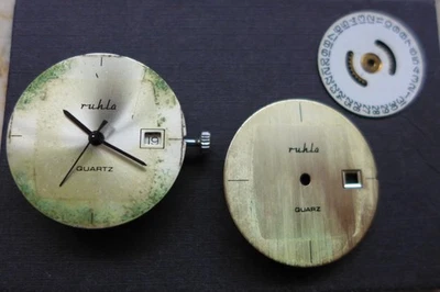 Armbanduhr Ruhla Uhrwerk Quarz als Ersatzteillager - Bild 1 von 3