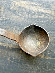 Antike handgeschmiedete Eisenkelle Blei Schmelzen Gießwerkzeug Schmied 14" gebogen - Bild 1 von 8