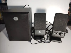 Logitech R-20 2.1 Dynamic Bass Speakers - Sistema audio per computer per PC o TV - Foto 1 di 4