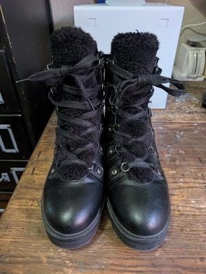  Women's Nine West Fur Boots Sz 9½ - Image 1 of 4