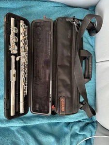 Yamaha flute YFL-211 Ref 20 - Picture 1 of 21